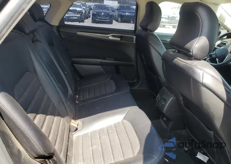 2017 Ford Fusion Se z USA, uszkodzony, nr VIN 3FA6P0H93HR207105